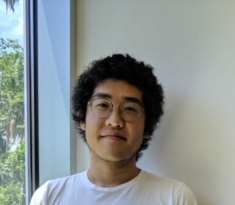 Headshot of Zhuolin Meng